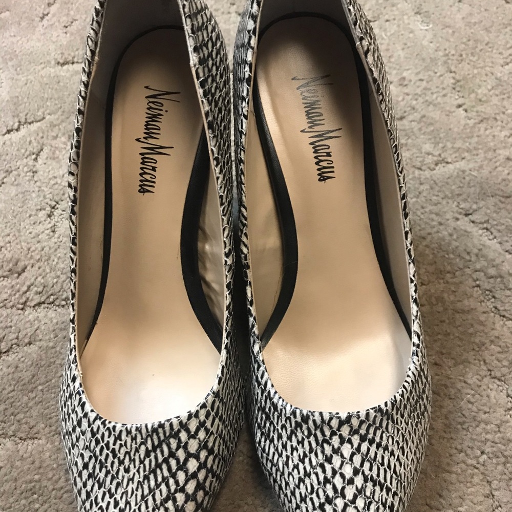 Reptile skin Wedges